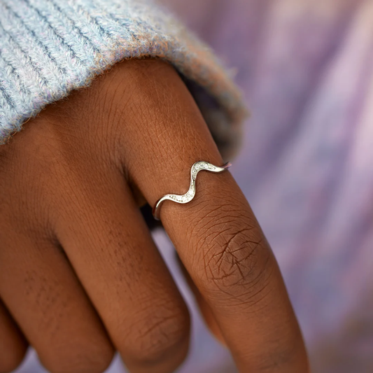 Coastal Curve Ring – Premium Collection - Silver