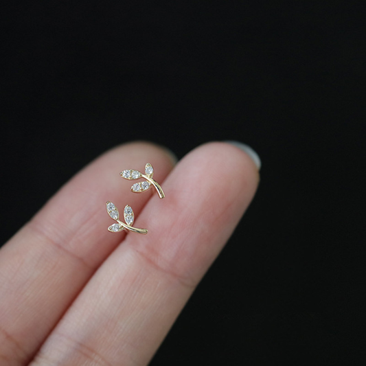 Leaf Studs - Gold