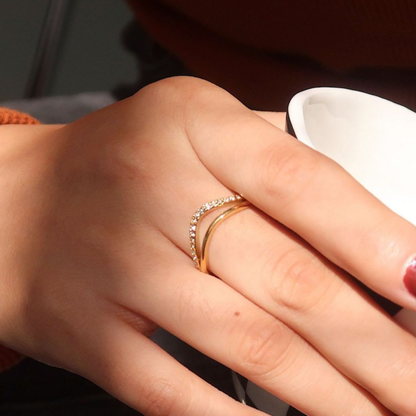 Solene Curve Ring