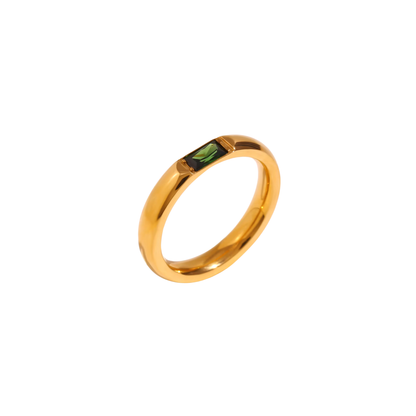 Isla Ring in Emerald