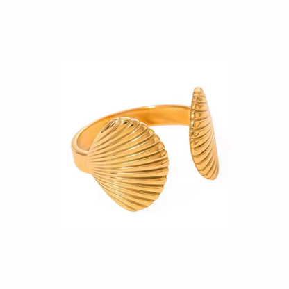 Stella gold double shell bypass ring with ridged scallop detail
